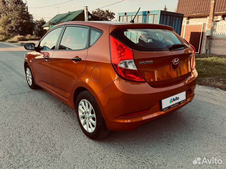 Hyundai Solaris 1.4 AT, 2015, 82 000 км