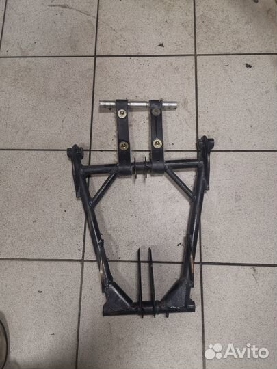 Маятник передний Arctic Cat xf800