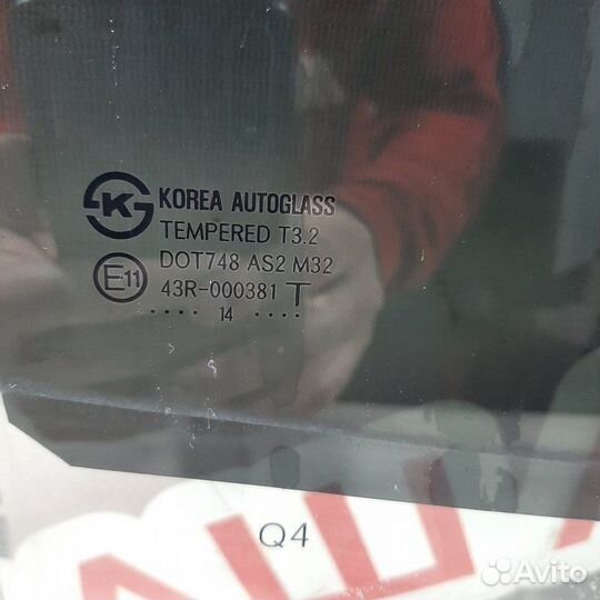 Стекло двери заднее правое Kia Rio 3 седан 1 2014