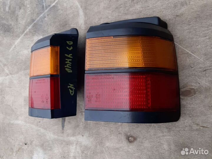 Фонарь Фольксваген Пассат B3 В3 Б3 оригинал универ