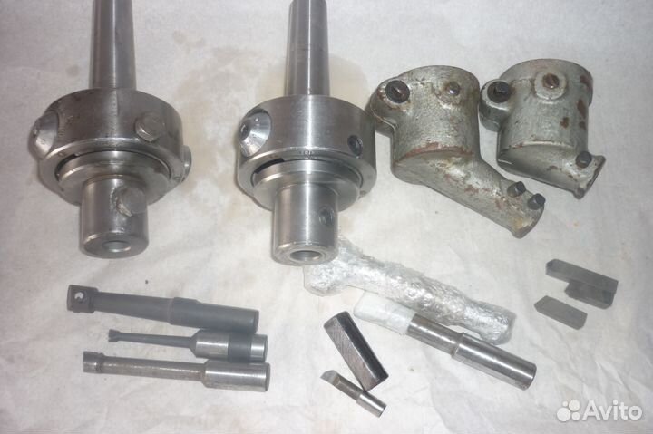 Расточной патрон с точной подачей 2450.704