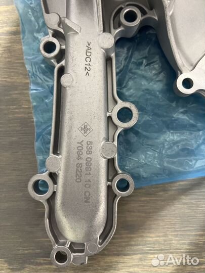 Водяная помпа Mercedes m276