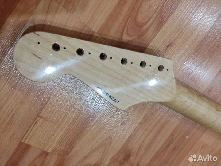 Гриф Fender/Squier stratocaster
