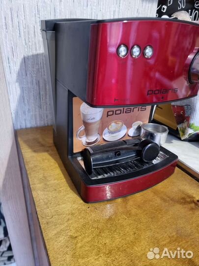 Кофеварка экспрессо Polaris