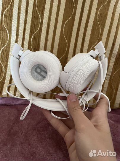 Наушники JBL