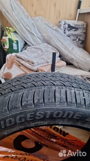 Bridgestone Ecopia H/L 422 Plus 255/45 R20 101W