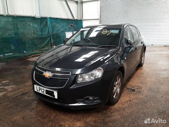 Радиатор системы охлаждения chevrolet cruze J300 2