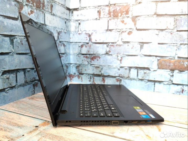 Свежий Lenovo на E1-6010/ RAM 4/ SSD 128