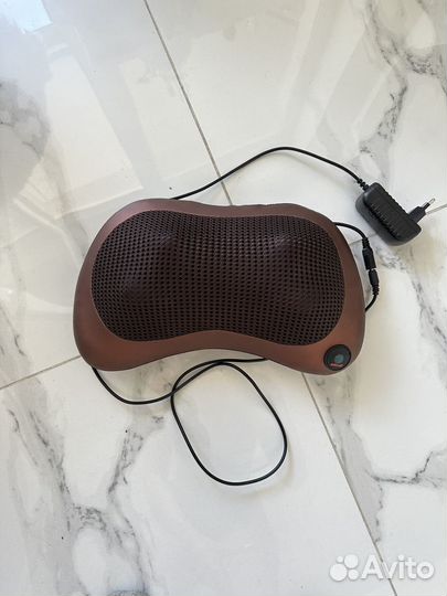 Массажная подушка для шеи