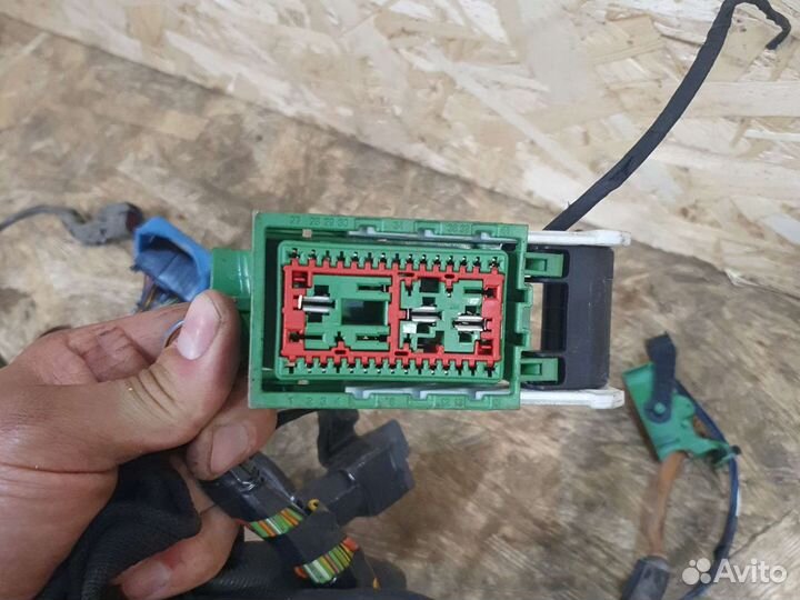 Проводка подкапотная форд фокус 2