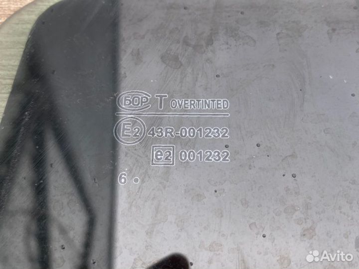 Стекло двери заднее левое LADA Kalina 2007