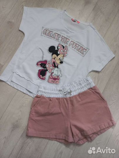 Продам костюм