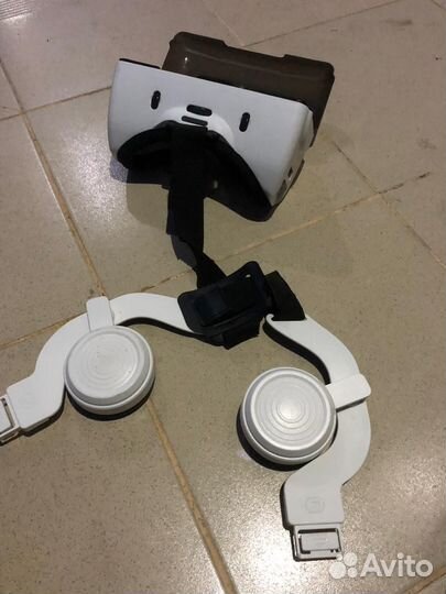 VR shinecon с наушниками