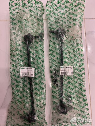 Стойка стабилизатора передняя L/R