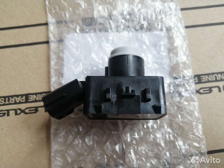 Датчик парковки Lexus NX 200