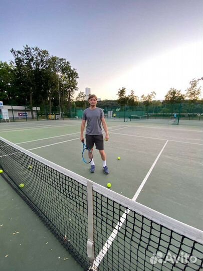 Спаринг партнер по теннису. Бесплатно