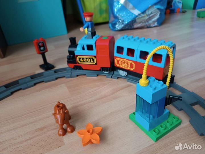 Lego duplo поезд 10507 и набор рельсов