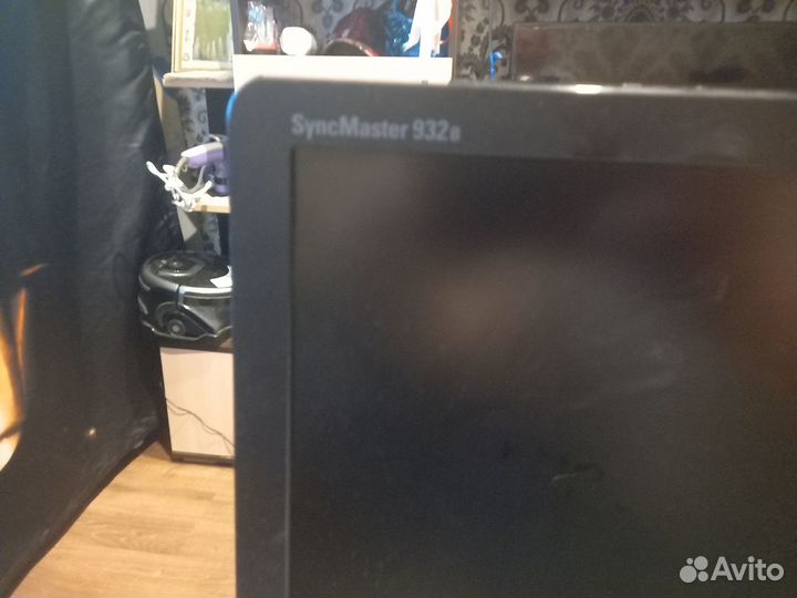 Монитор Samsung 932b