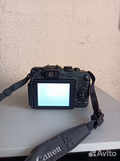 Компактный фотоаппарат canon G12