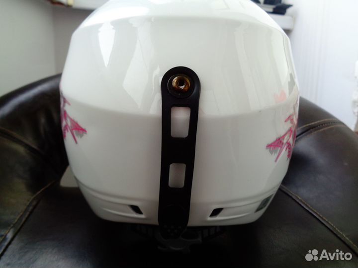 Горнолыжный/сноубордический женский шлем Carrera