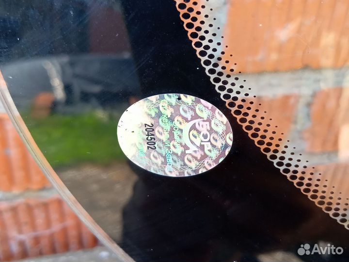 Лобовое стекло ваз 2123