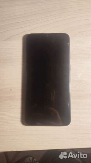 Samsung Galaxy A10, 2/32 ГБ