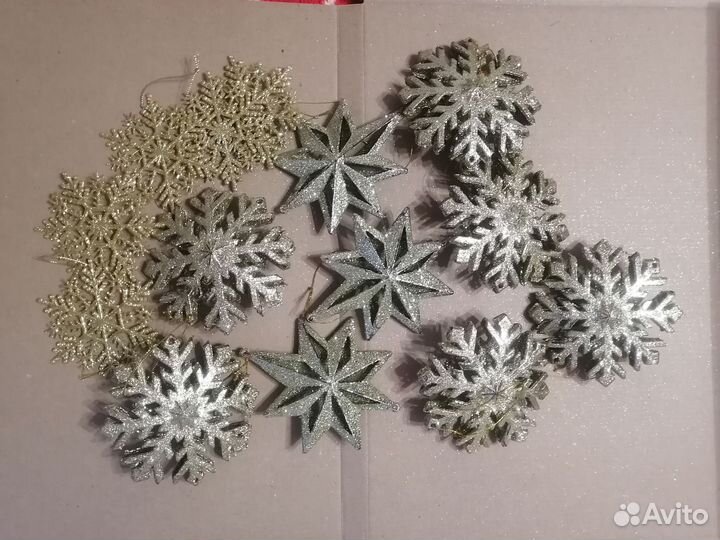 Елочные игрушки