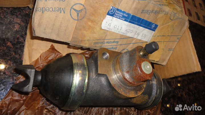 Колесный тормозной цилиндр Мерс. А 011 420 16 18