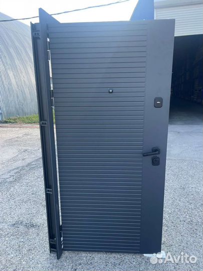 Двери входные