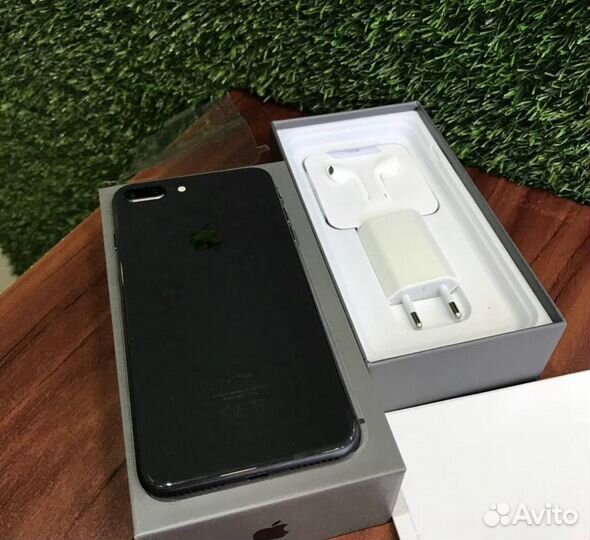 iPhone 8 Plus, 256 ГБ