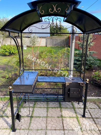 Беседка с мангалом