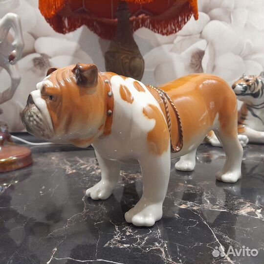 Статуэтка фарфор Английский бульдог