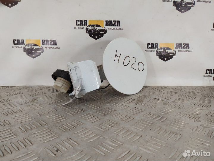 Лючок бензобака с крышкой Kia Sportage