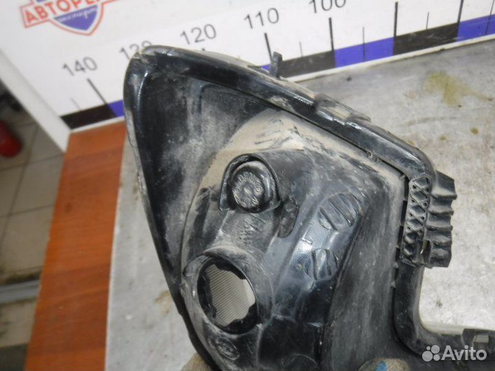 Фара противотуманная передняя левая Hyundai