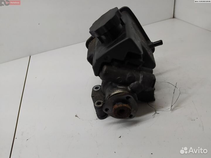 Насос гидроусилителя Mercedes-Benz E-Class