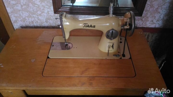 Швейная машина Тикка. вышивка