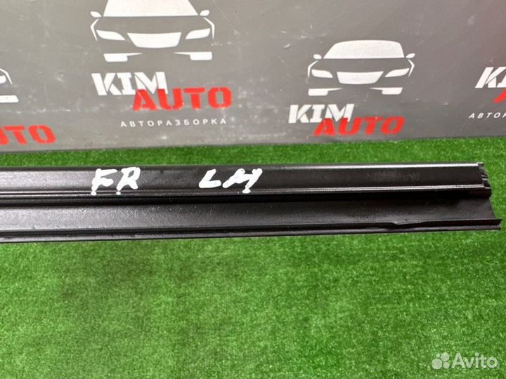 Уплотнитель стекла(бархотка) внутренний передний