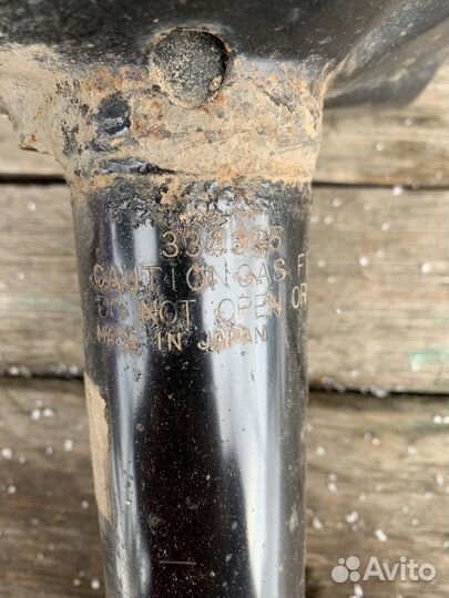 Амортизатор Lexus rx 330