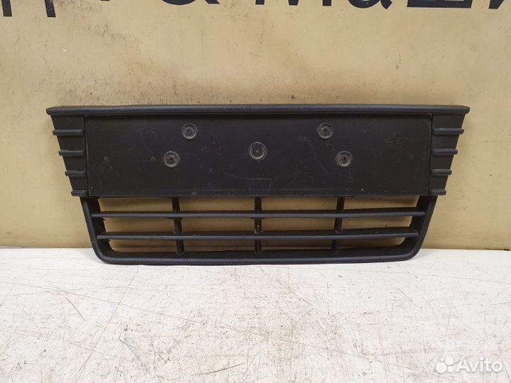 Решетка бампера Ford Focus 3