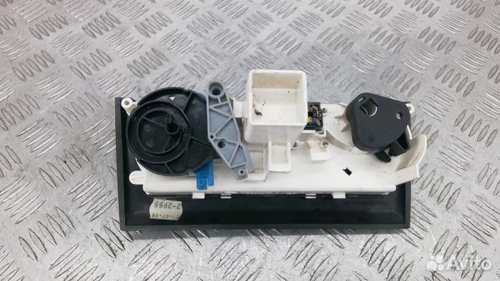 Блок управления климатической установкой Opel Vect