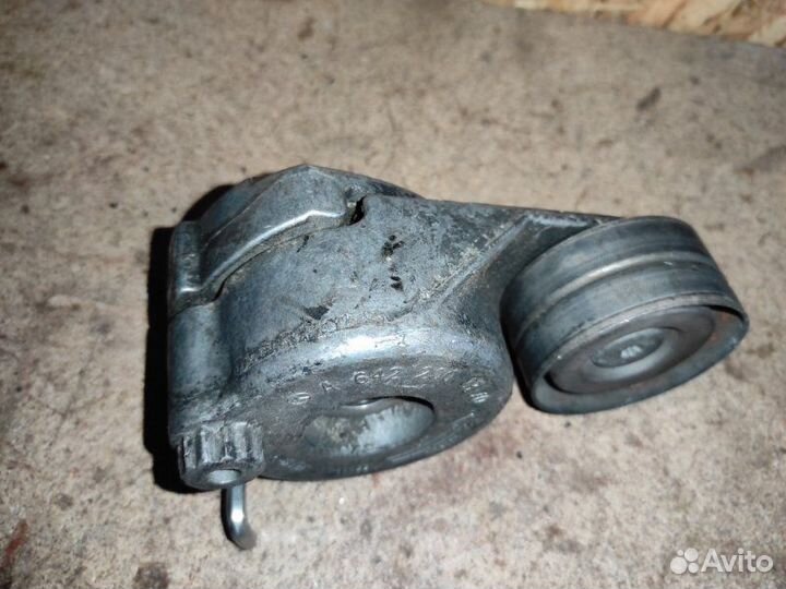 Ролик натяжной Mercedes Vito W639 3.0 OM642 2006