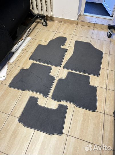 Автоковрики для Киа Соренто 2009-2021