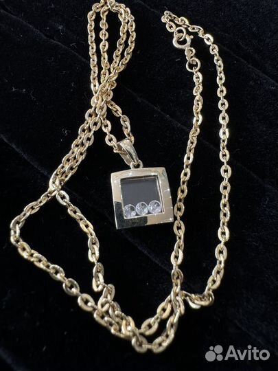 Золотой кулон Chopard