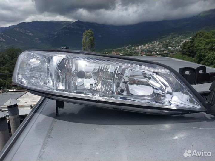 Фары Opel Vectra B