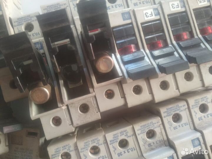 Держатель для предохранителя telemecanique DF6AB10