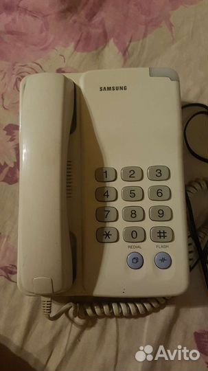 Стационарный телефон