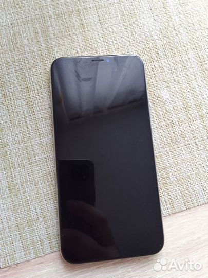 iPhone X, 64 ГБ
