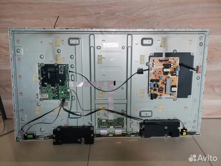 Телевизор Samsung UE48J5510 (Разбор)(По запчастям)