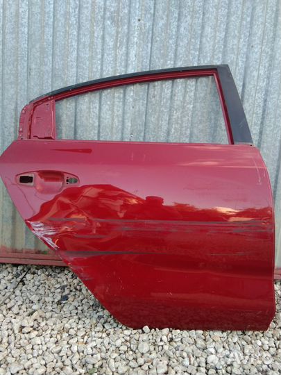 Дверь задняя правая Киа Рио 4 седан