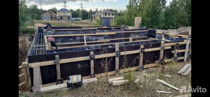 Аренда опалубки.Фанера,Стойки,брус,Стяжи,трубки